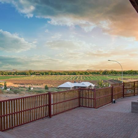 Kalahari Lion'S Rest Villa Upington Exterior photo